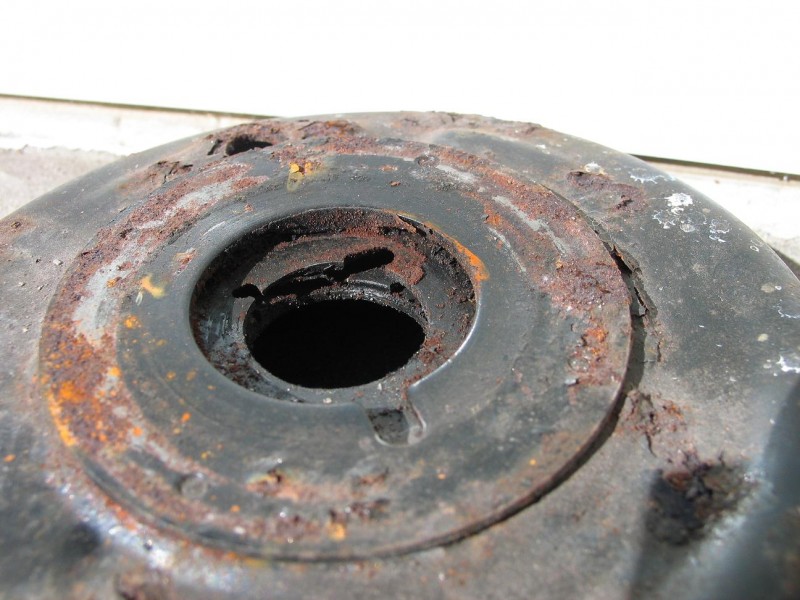 IMG_3487s.JPG (168.71 KiB) Viewed 18689 times Top spring cap