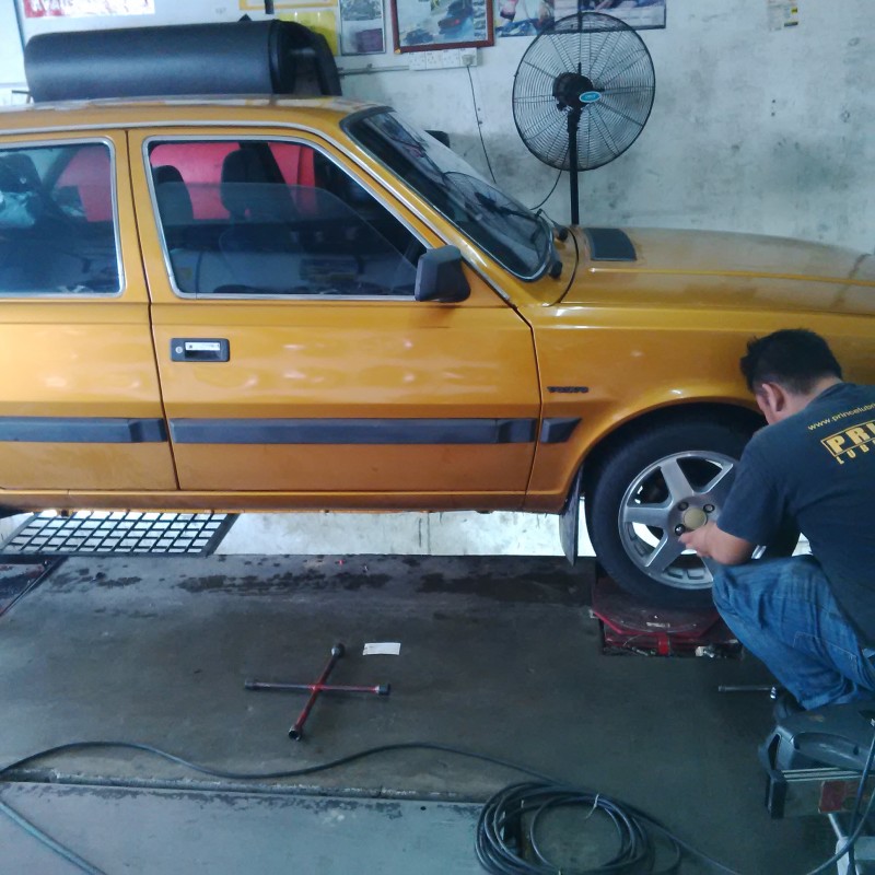 Wheel alignment